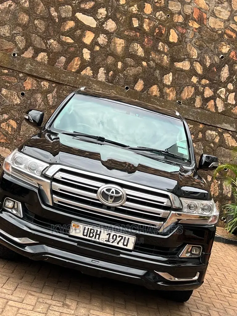 Landcruisers For Hire
