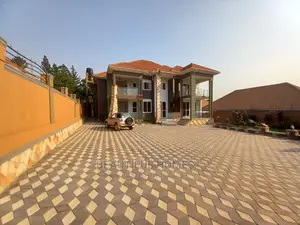 Furnished 6bdrm Mansion in Kira Posh for Sale