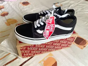 Brand New Vans Old Skool