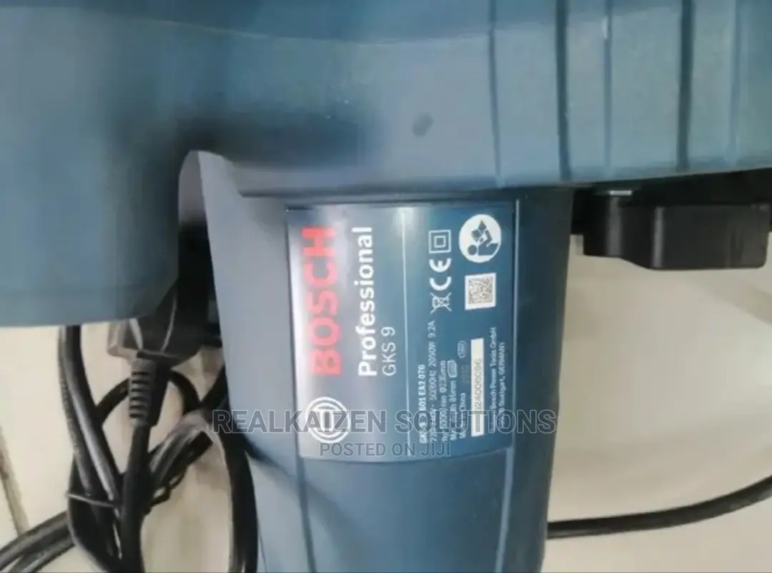 BOSCH Professional Hand-Held Circular Saw 2050W