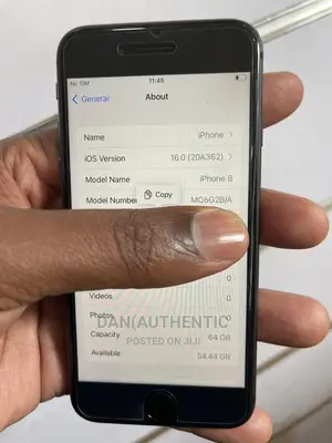 Apple iPhone 8 64 GB Black