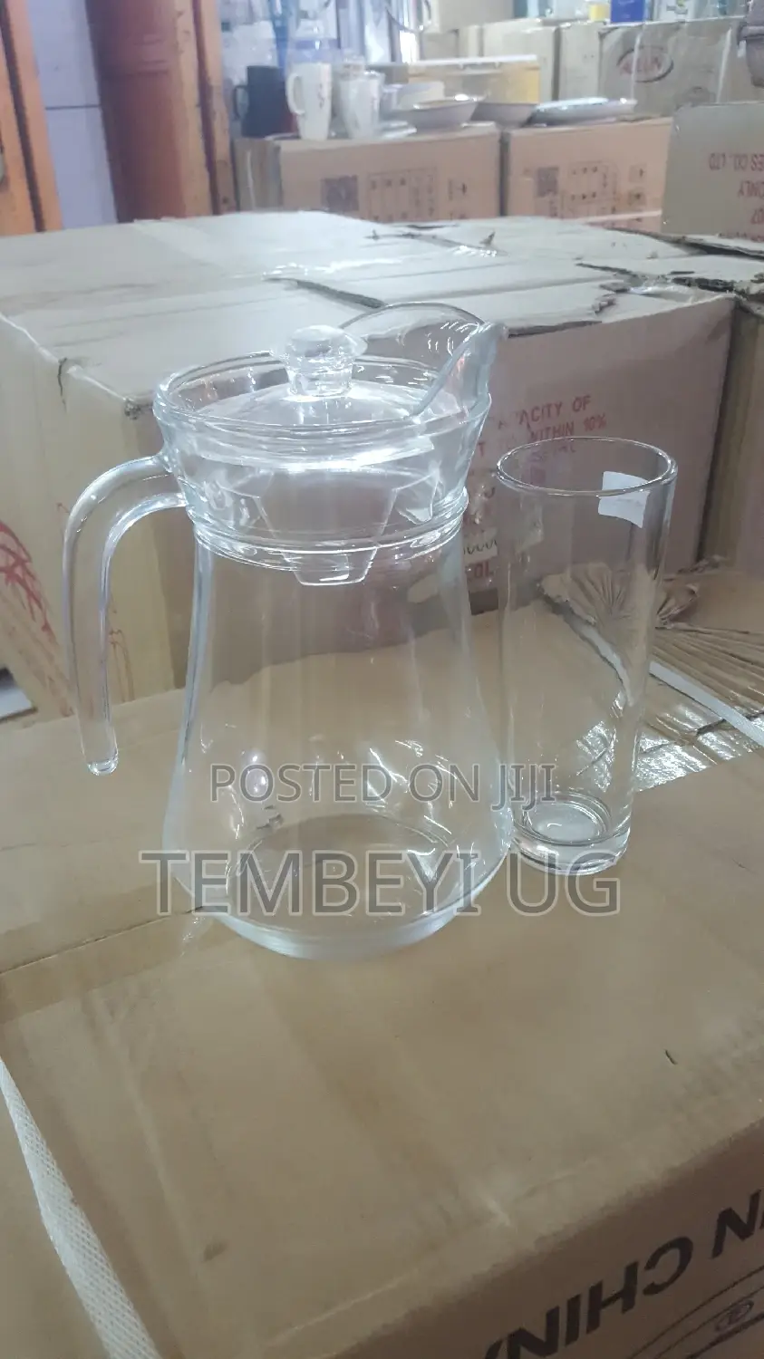 Glass Jar With 6 Long Glasses