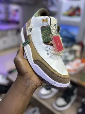Classic Air Jordan 4