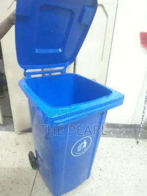 Plastic Dustbin