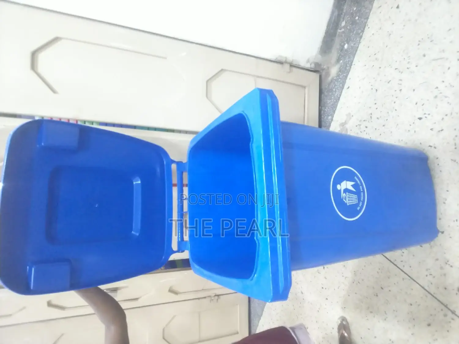 Plastic Dustbin