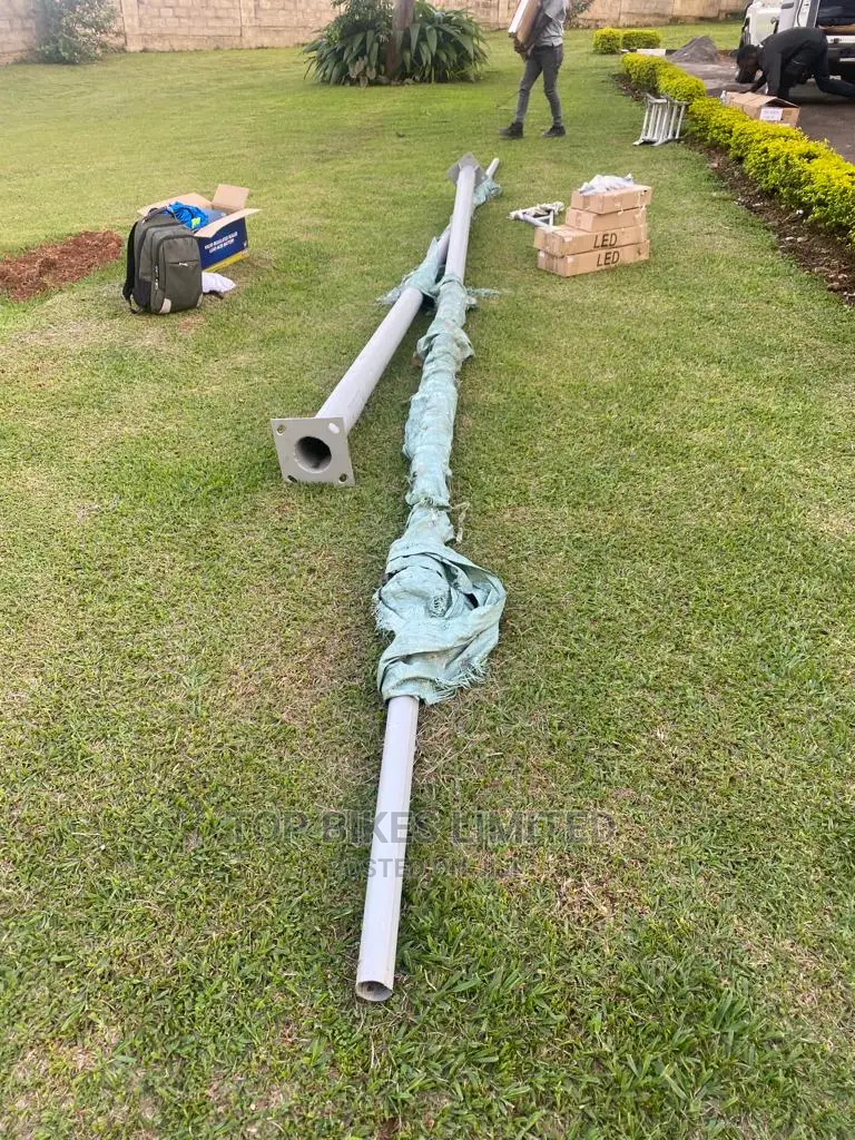 Galvanised Solar Street Light Poles