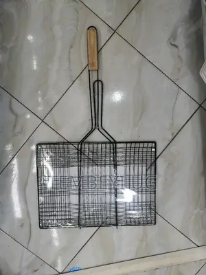 BBQ Grill With Handle.