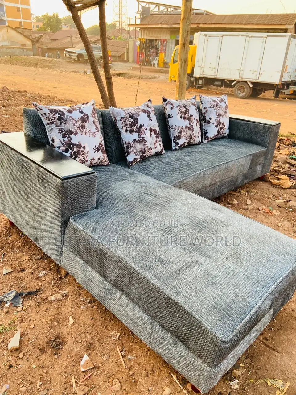L Shape Sofas for Sale in Good Materials