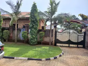 2bdrm House in Kibiri Gangu, Central Division for Sale