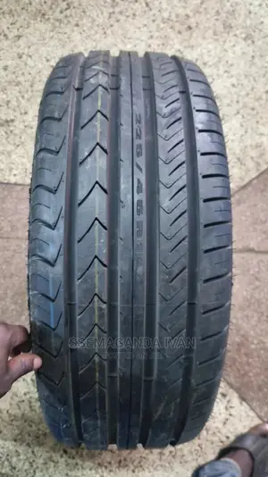 225/45r18 Tyres