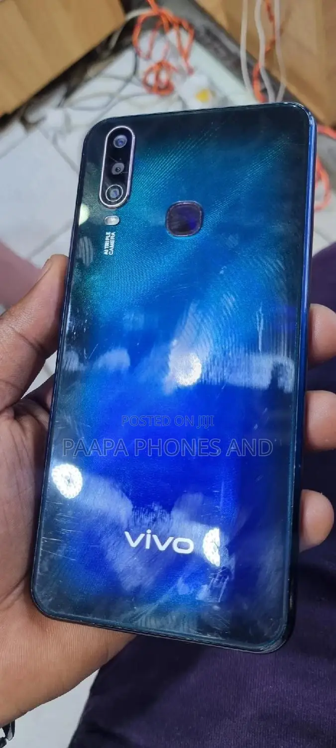 Vivo Y12 64 GB Blue