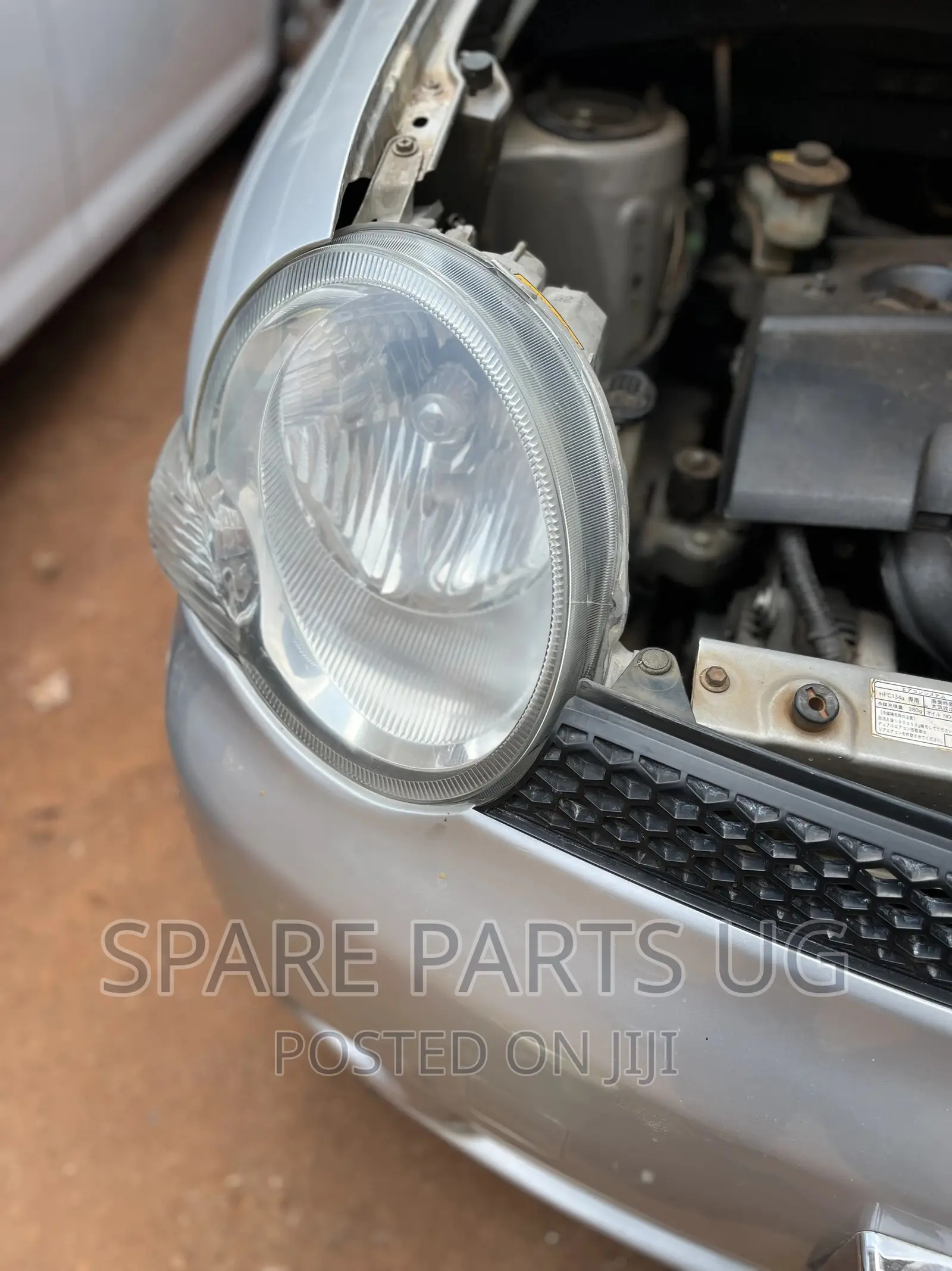 Toyota Sienta Headlight