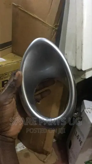 Toyota Vanguard Spotlight Cover