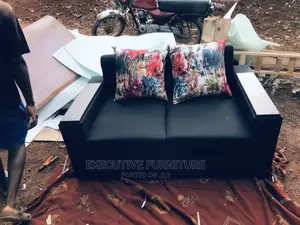 Box Shaped 5 Seater Sofa