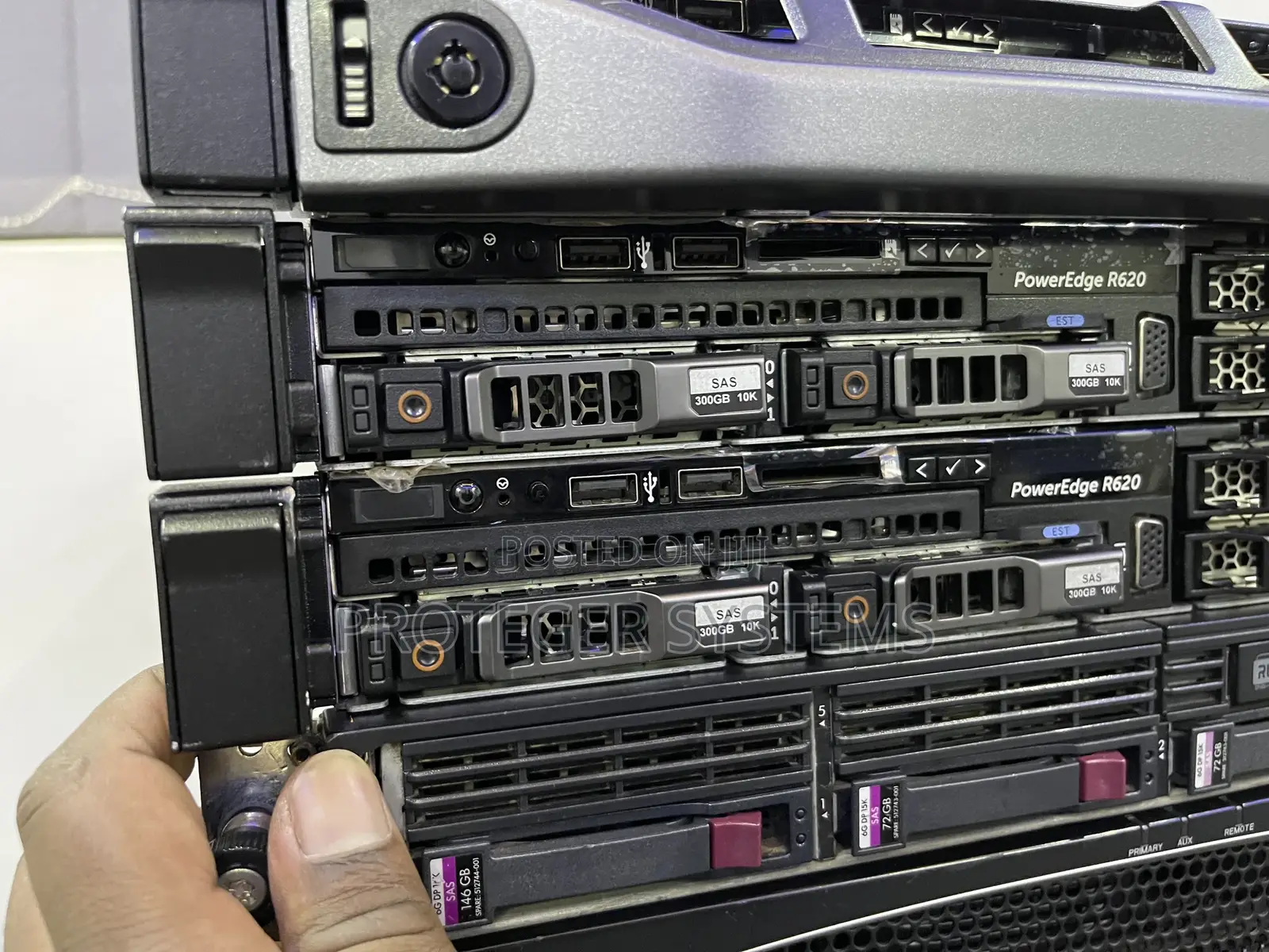 Server Dell PowerEdge R620 32GB Intel Xeon HDD+SSD 640GB