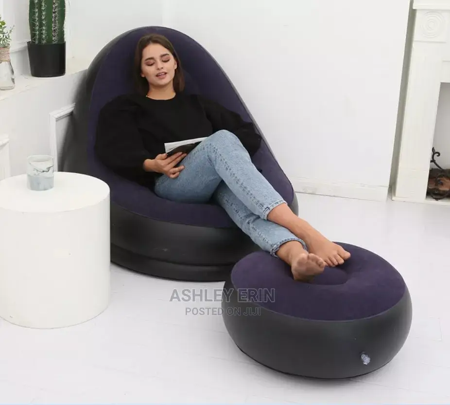 Avenil Deluxe Lounge