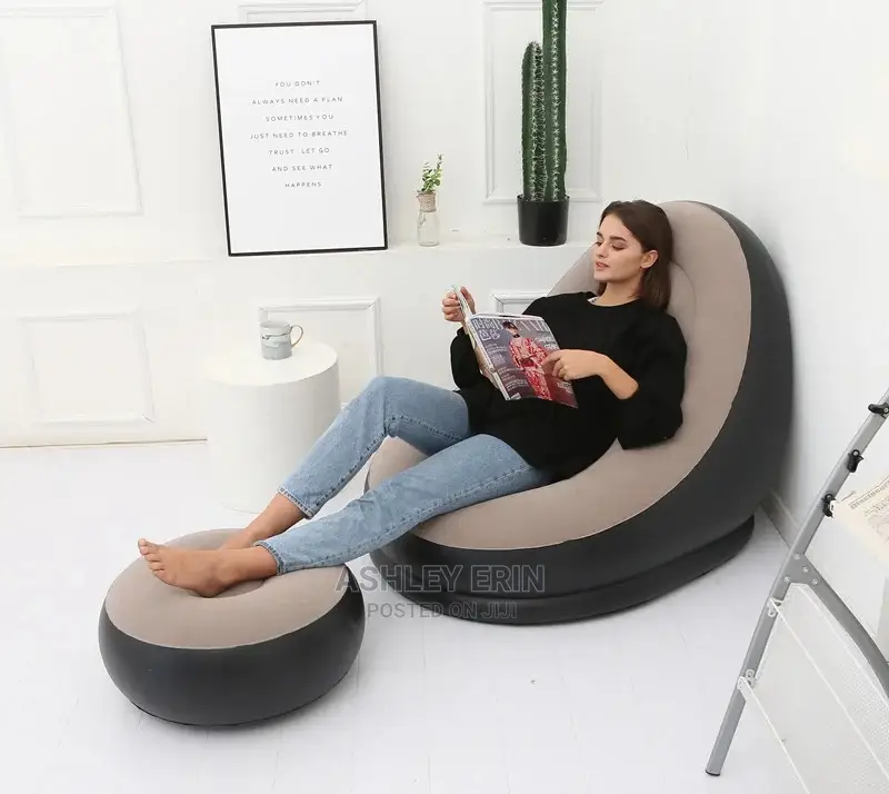 Avenil Deluxe Lounge