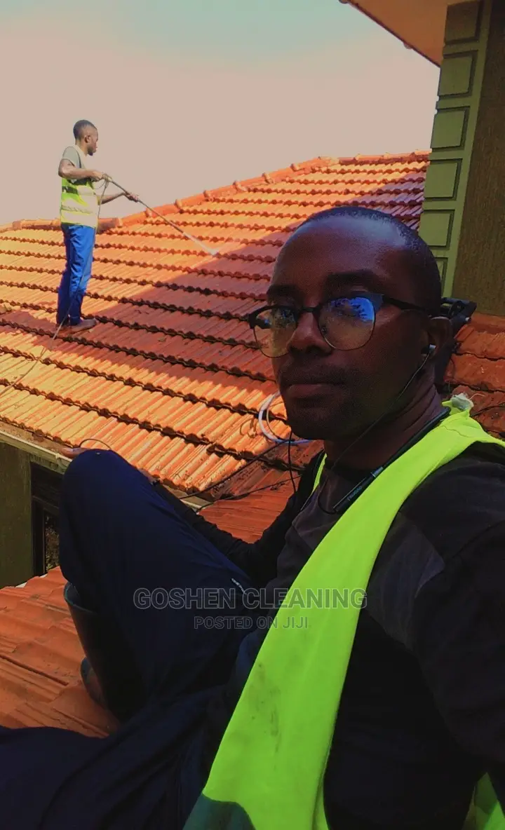 Roof Tiles Cleaning Services