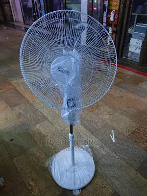 Solstar 18" Stand Fan With a Very Powerful Durable Motor