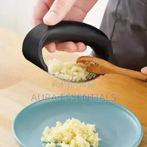 Stainless Steel Garlic/ Ginger Press Mincer Crusher