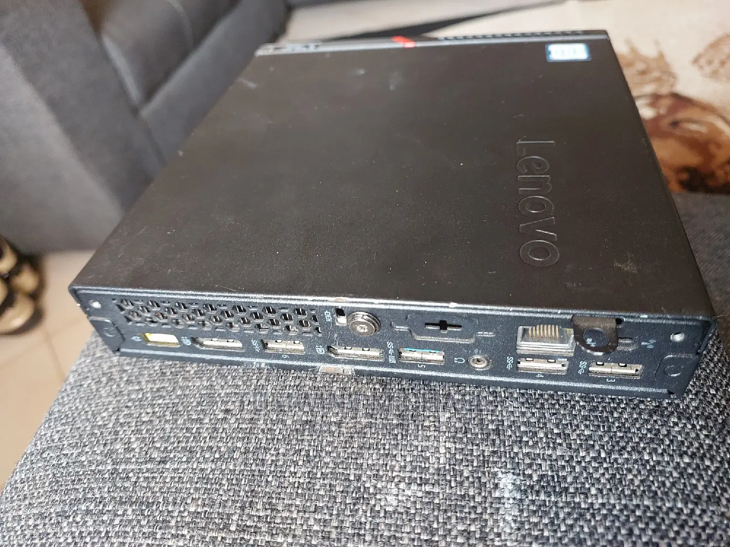 Lenovo ThinkCentre M715 Tiny 4GB Intel Core I3 SSD 256GB