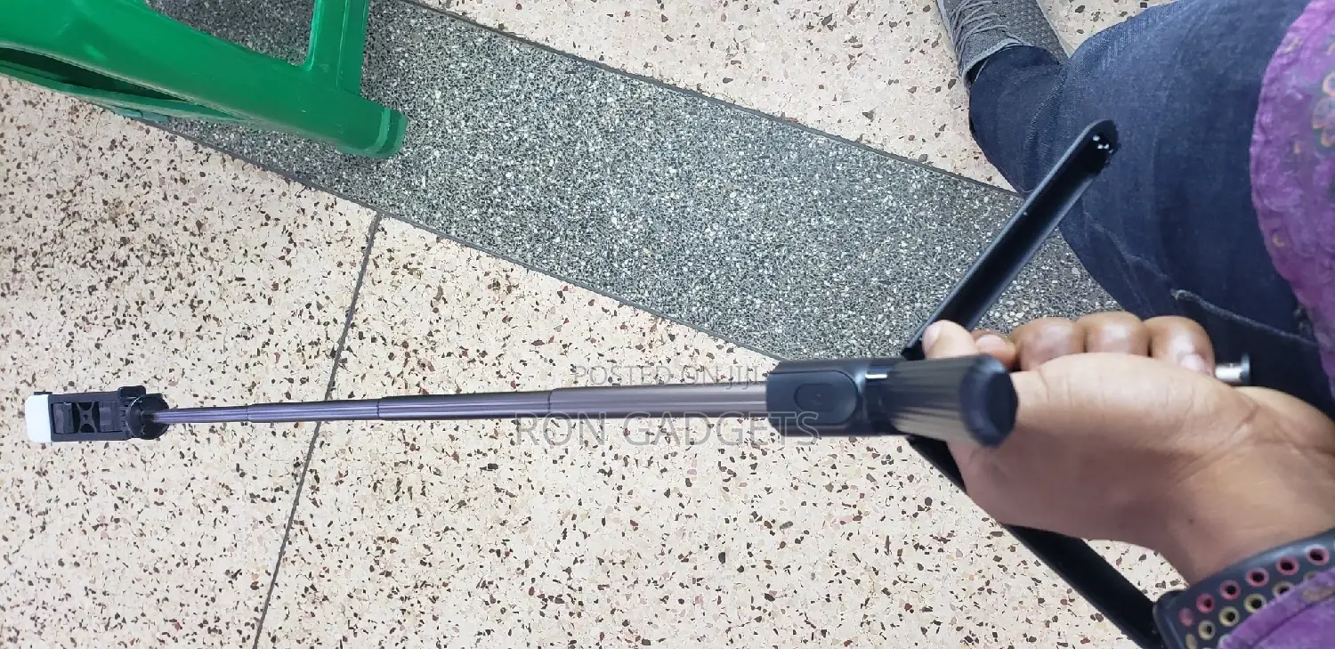 Selfie Stick With Light