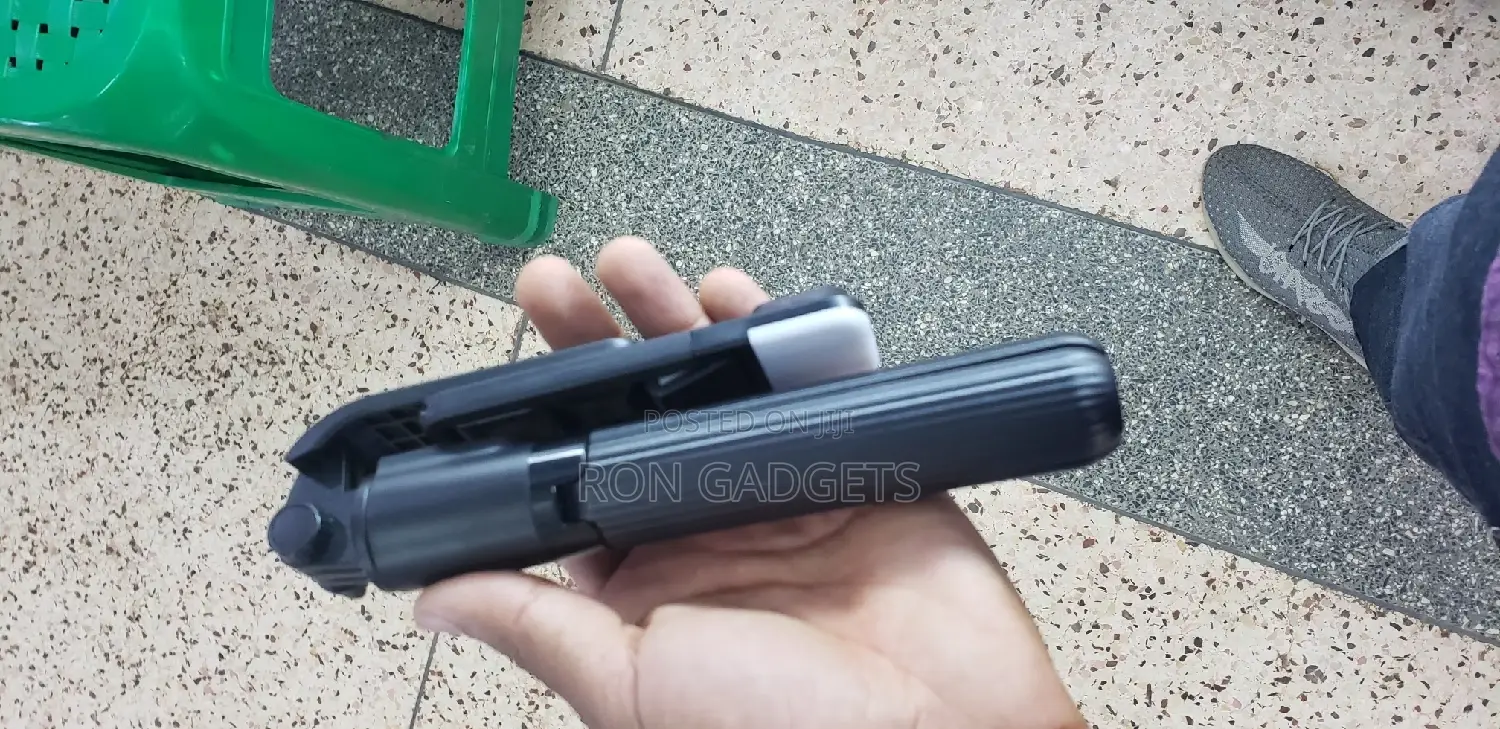 Selfie Stick With Light