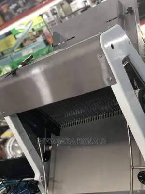 Commercial Bread Slicer Machine