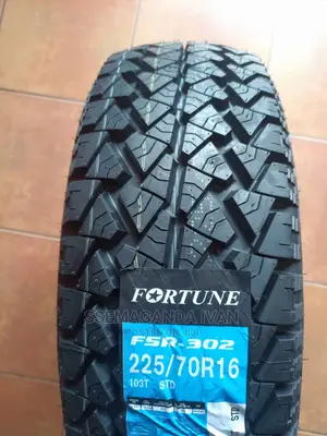 225/70r16 Tyres