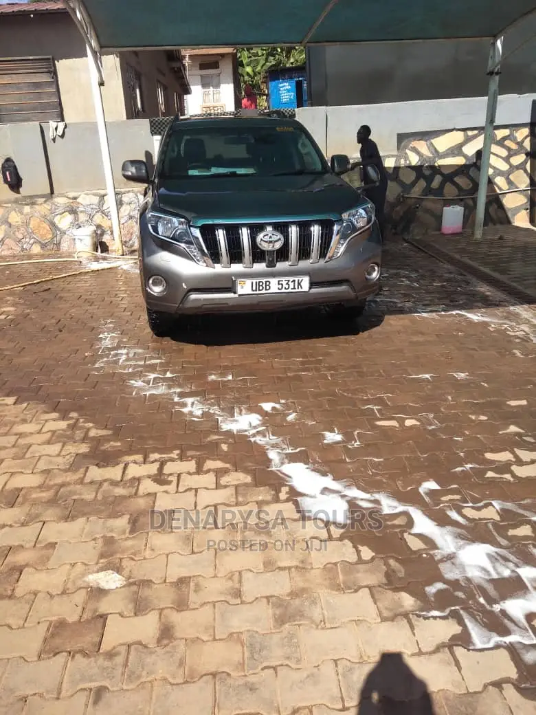 Tx Prado Car for Hire ,Selfdrive