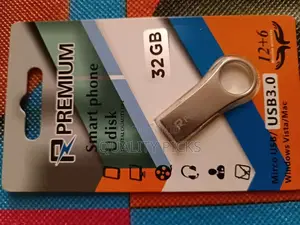 32 GB Flash