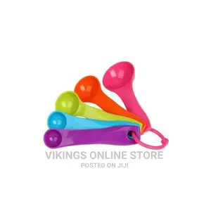 Set of 5 Piece Plastic Measuring Spoons