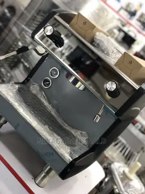 Commercial Coffee Maker Machine