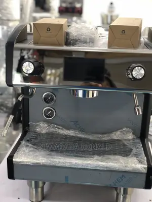 Commercial Coffee Maker Machine