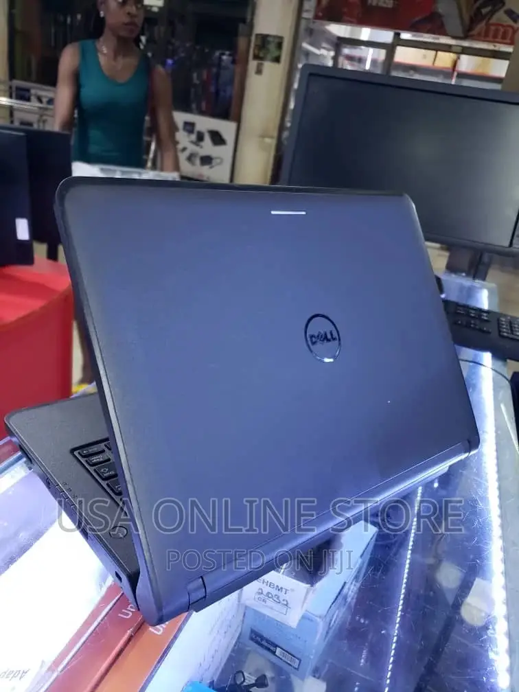 Laptop Dell Latitude 13 3340 4GB Intel Core I3 HDD 500GB