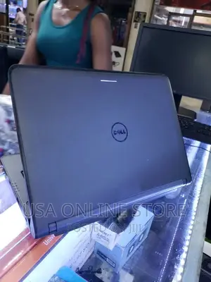 Laptop Dell Latitude 13 3340 4GB Intel Core I3 HDD 500GB