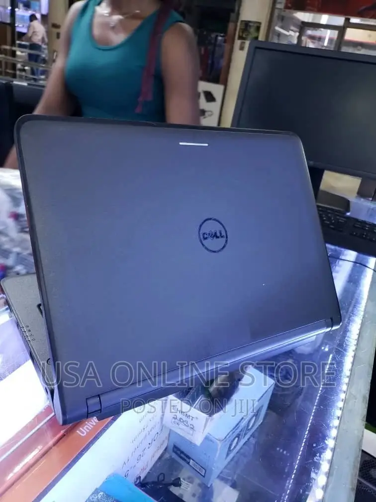 Laptop Dell Latitude 13 3340 4GB Intel Core I3 HDD 500GB