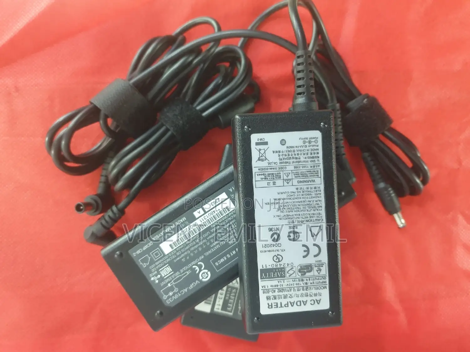 Samsung Laptop Adapter/Charger