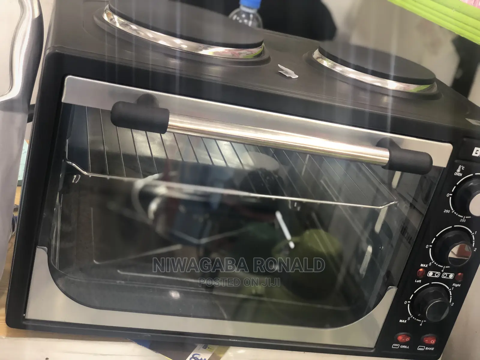 35L Microwave Oven With Two Hotplate on Top