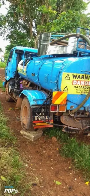 Toilet Un Blocking and Emptying