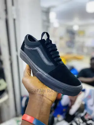 Original Black Vintage Vans Off the Wall Sneakers