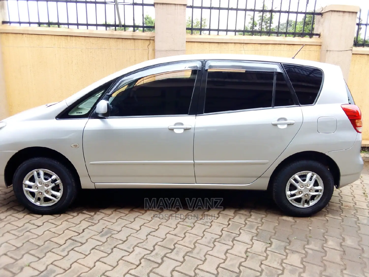 Car Hire With Driver