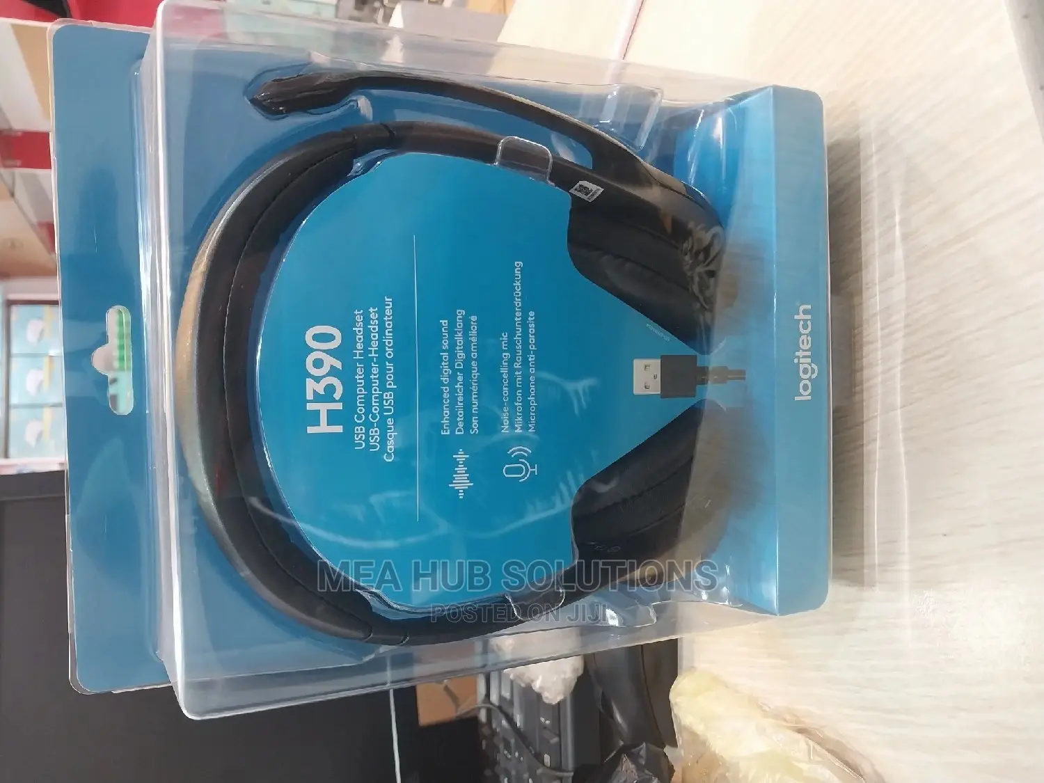 Headphone 