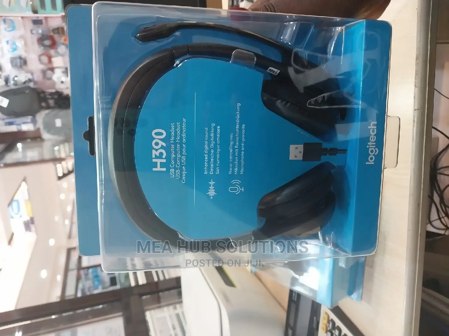 Headphone 