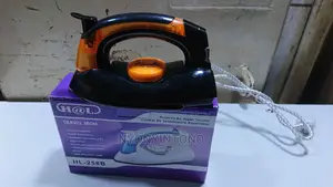 High Quality Travel Steam Iron With a Warranty of 1year