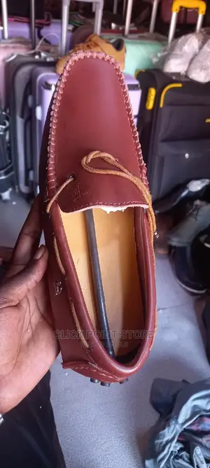 Brown Tods Moccasins / Moccasins