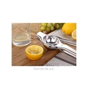 Lemon Orange Lime Squeezer Juicer Hand Press Tool