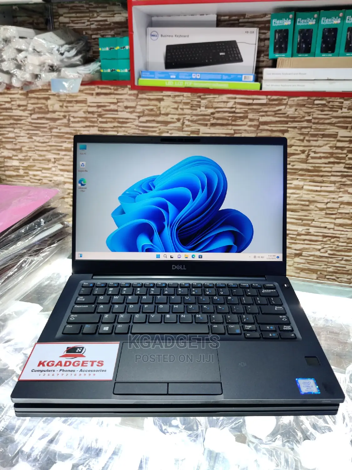 Laptop Dell Latitude 7390 8GB Intel Core I5 HDD+SSD 256GB