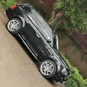 Range Rovers for Hire.