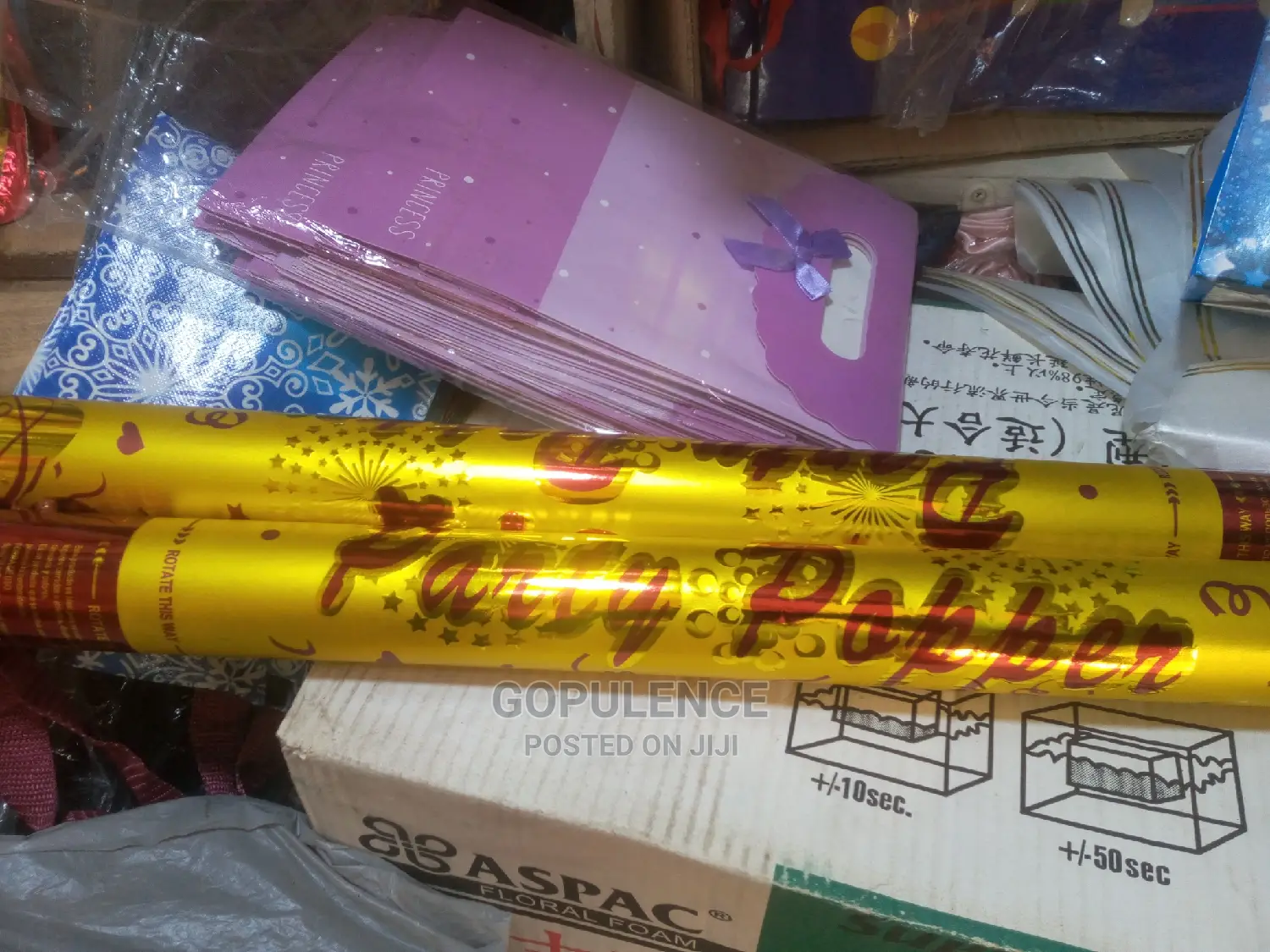 Party Poppers